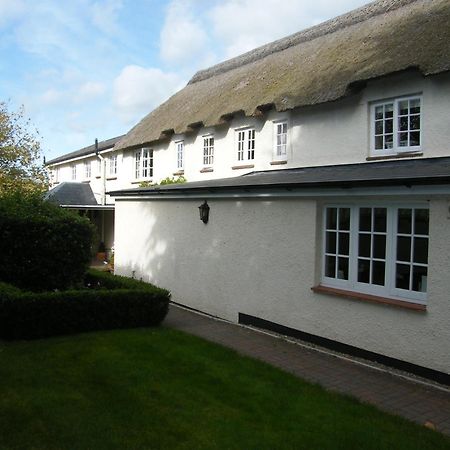 Tumbling Weir Hotel Ottery St Mary المظهر الخارجي الصورة