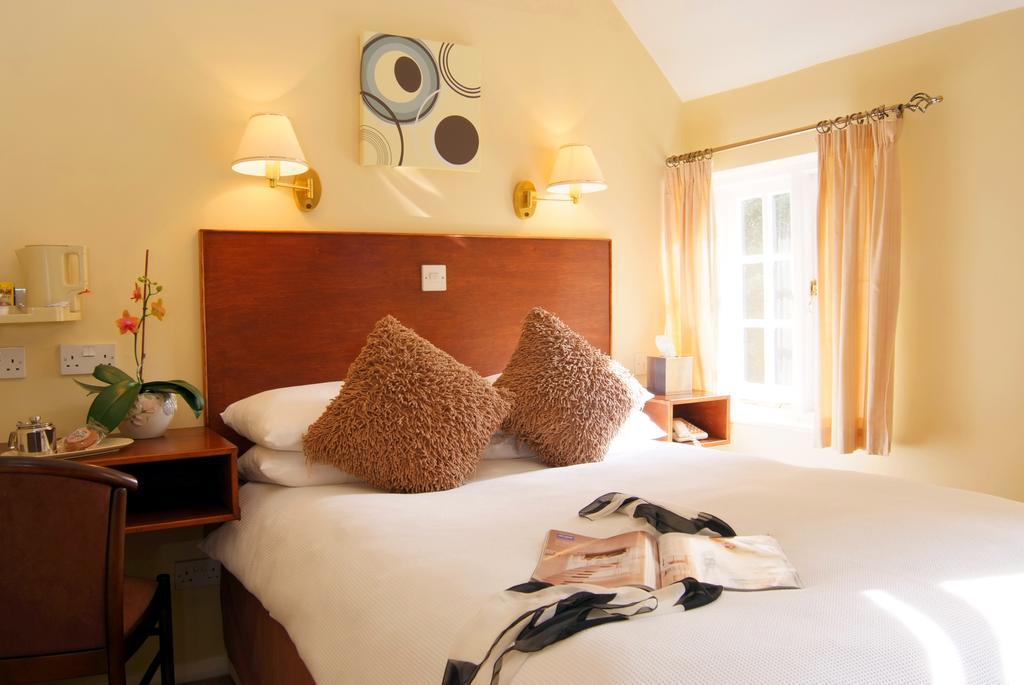 Tumbling Weir Hotel Ottery St Mary المظهر الخارجي الصورة